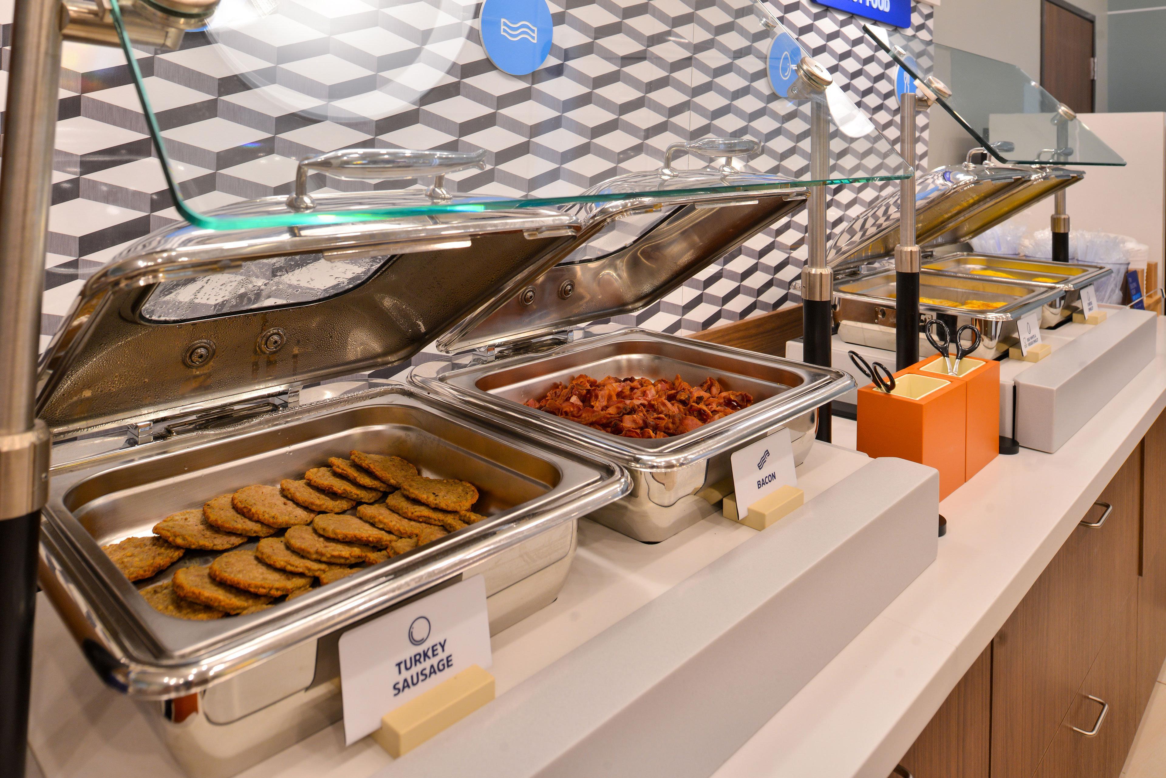 Holiday Inn Express Hotel & Suites Columbus By Ihg Buitenkant foto