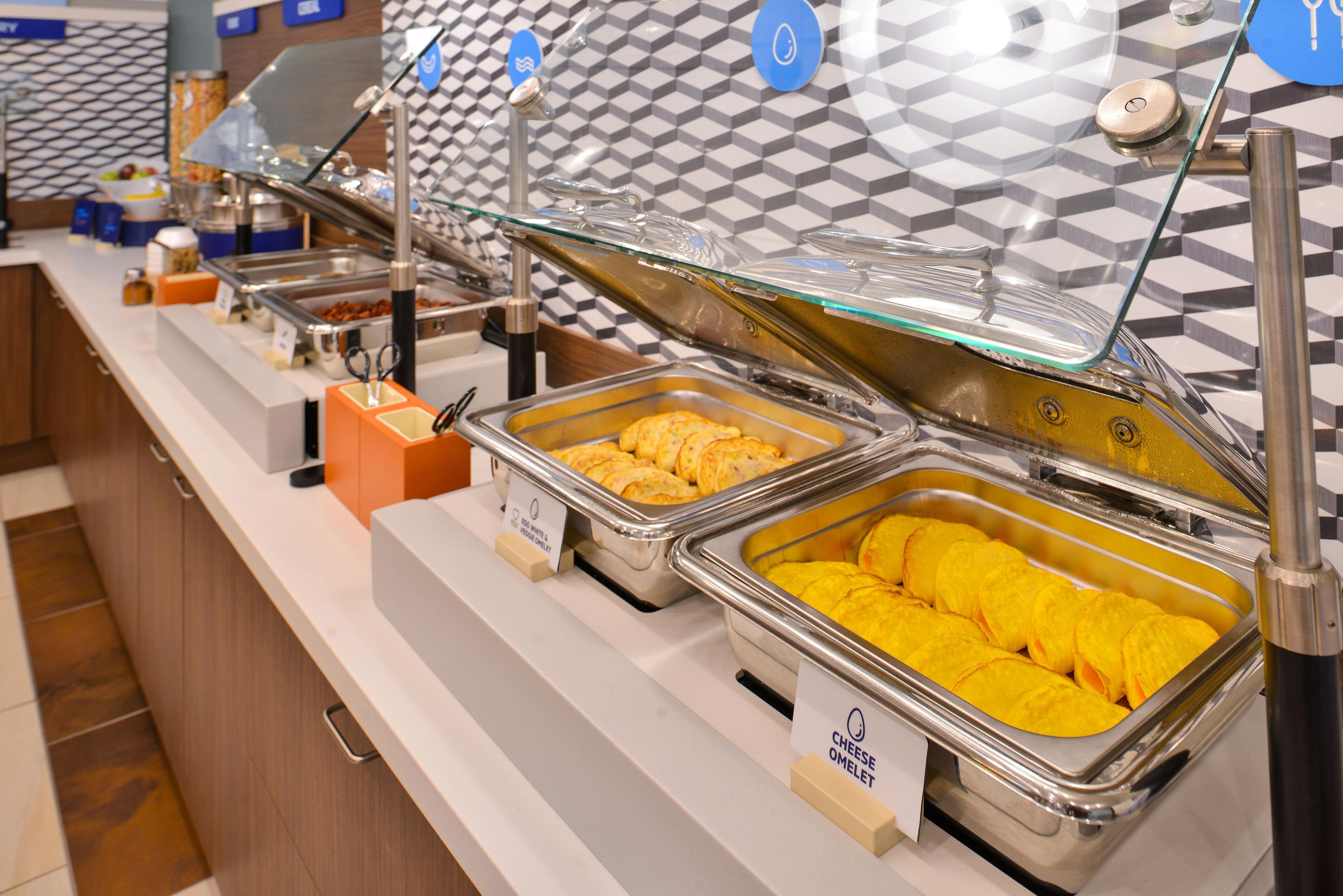 Holiday Inn Express Hotel & Suites Columbus By Ihg Buitenkant foto