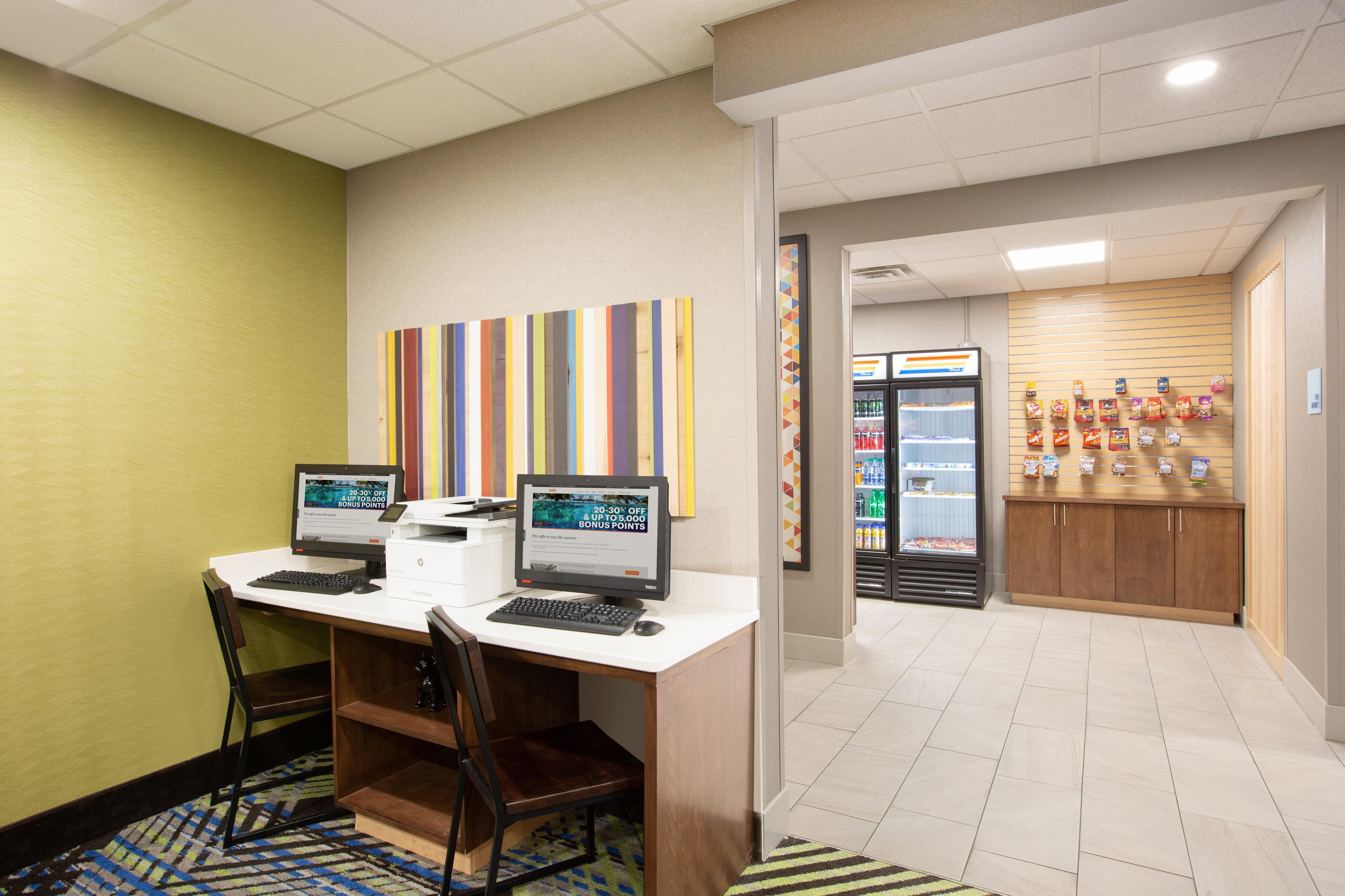 Holiday Inn Express Hotel & Suites Columbus By Ihg Buitenkant foto