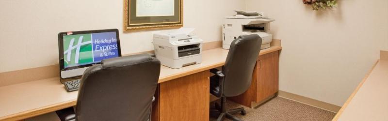 Holiday Inn Express Hotel & Suites Columbus By Ihg Buitenkant foto